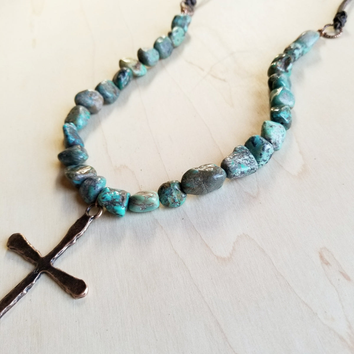 Natural Turquoise Beaded Necklace wi/ Copper Cross Pendant 242u