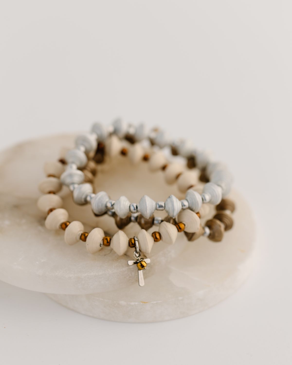Elirose Paper Bead Bracelet Set - Silver Plated Cross