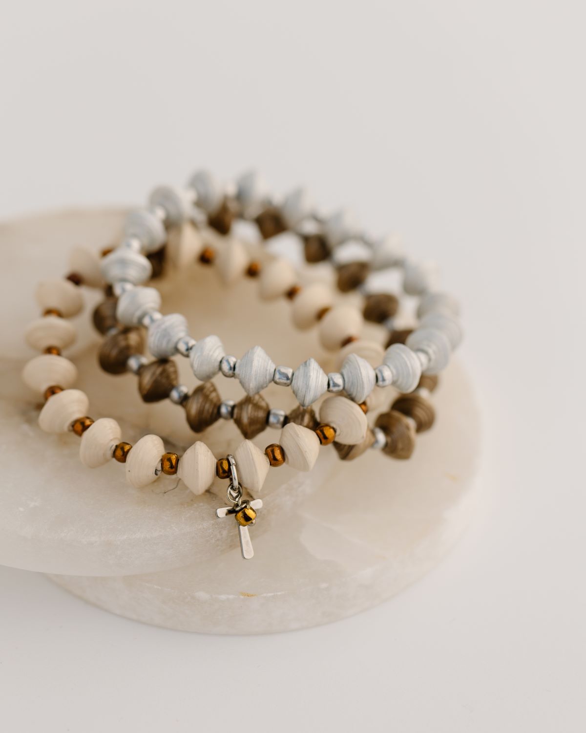 Elirose Paper Bead Bracelet Set - Silver Plated Cross