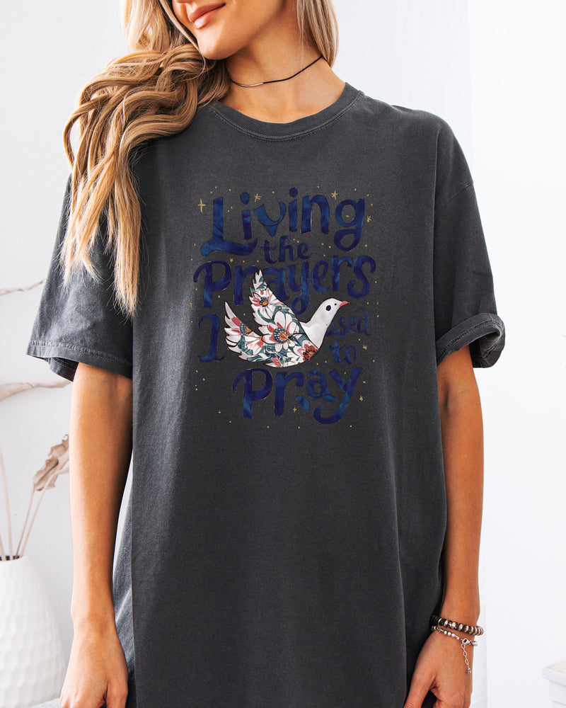 Living The Prayer Christian Comfort Colors T-Shirt, Bible Faith Gift