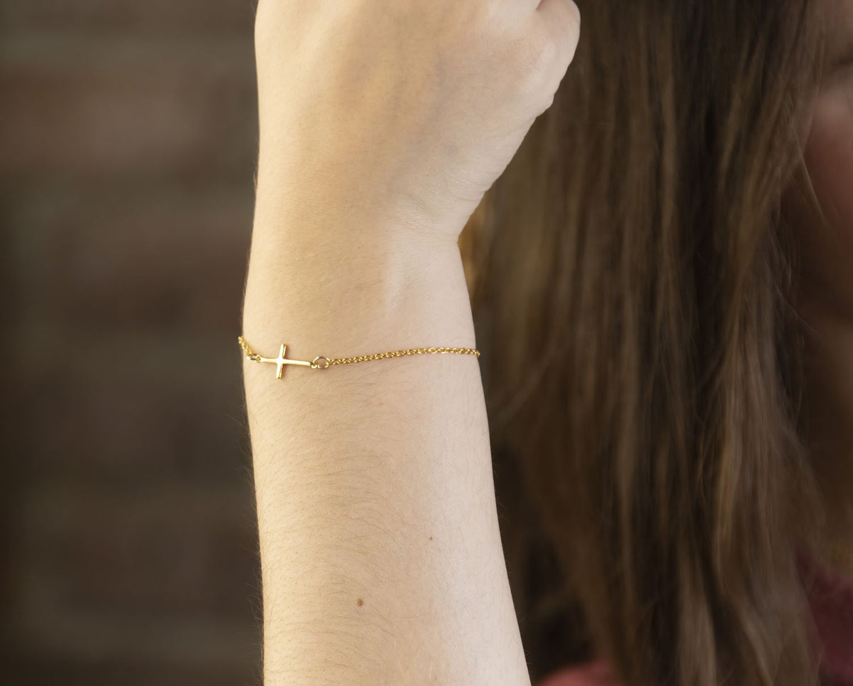 Faith Gold Plated Cross Bracelet