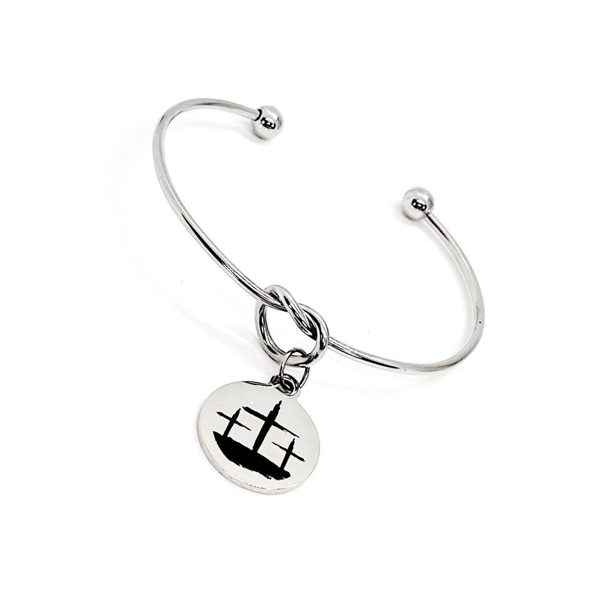Three Cross Bracelet, Easter Jewelry, Crucifixion Jewelry, Cross Jewelry, Three Cross Charm, Faith Gift, Christian Jewelry, Faith Jewelry